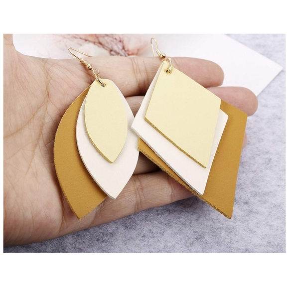 ‼️BOGO FREE Leather Leaf Drop Earrings Gold Layer - Picture 3 of 7